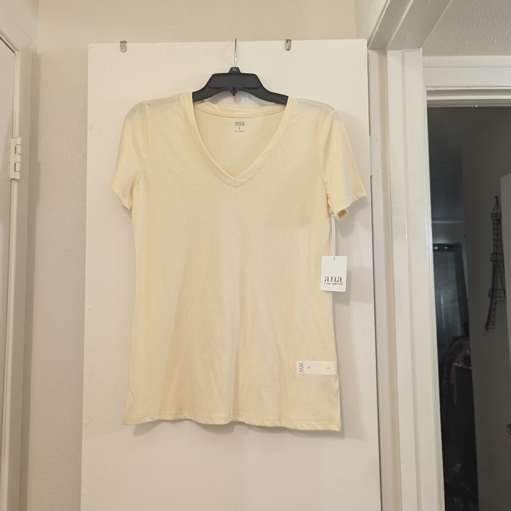 NWT Ana Yellow V-Neck T-Shirt Small